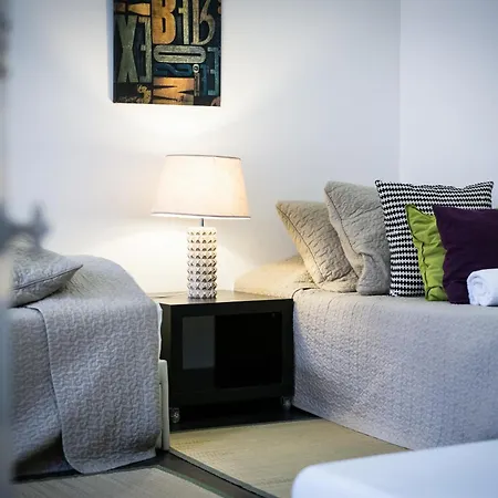 Downtown Bica Apartamento *