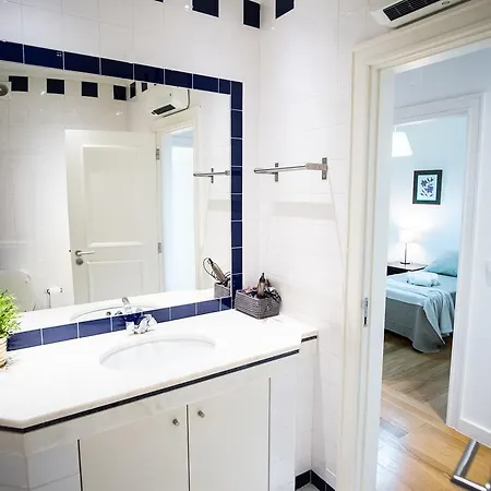 Downtown Bica Лісабон