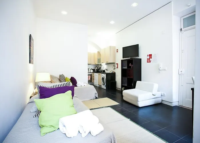 Downtown Bica * Lisbona