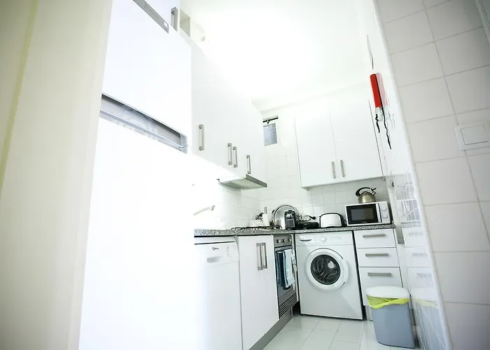 Downtown Bica * Lisbona