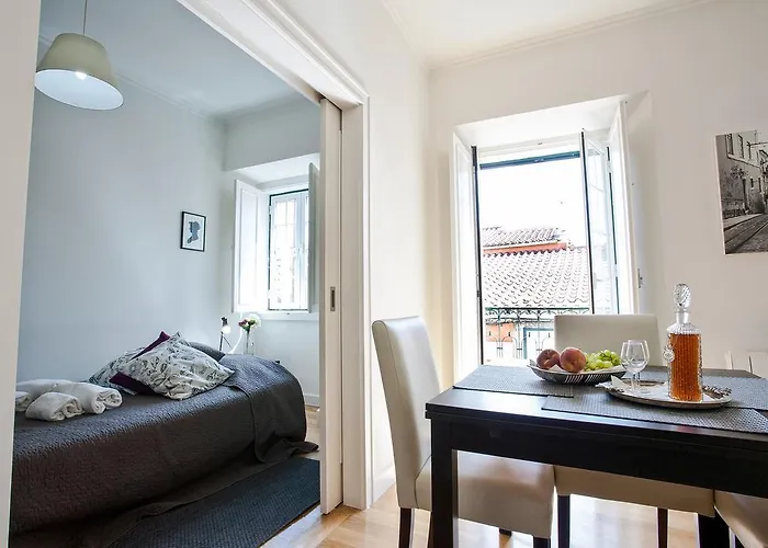 Downtown Bica Appartamento Lisbona