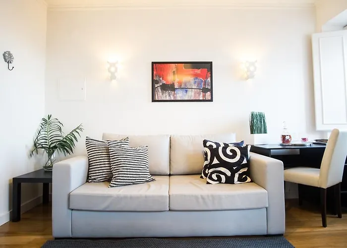 Downtown Bica Lisbona