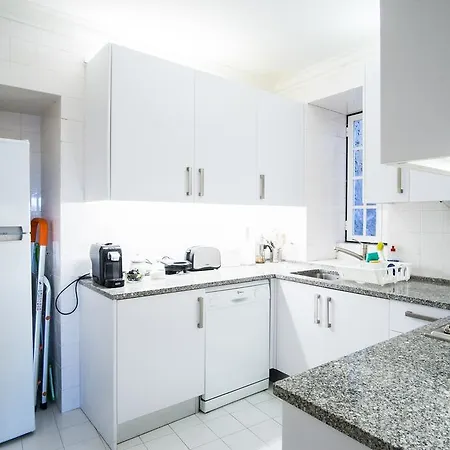 Downtown Apartments Bica Lisbon